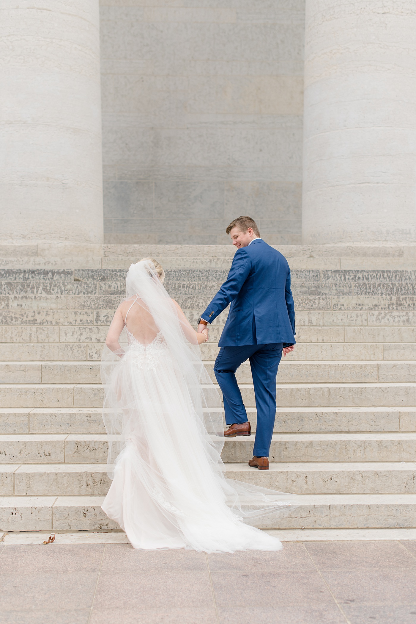 Ohio State House Wedding Portraits for wedding at Athletic Club of Columbus